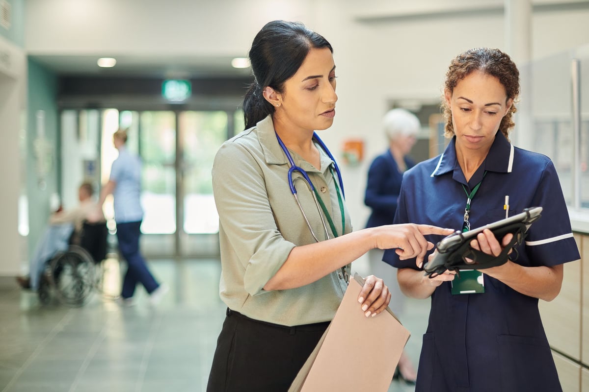 lgi-homepage-carousel-female-doctors-workforce-management