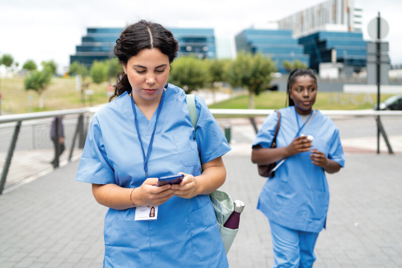 lgi-workforce-pro-employee-self-services-females-nurses-outside-mobile-module-2