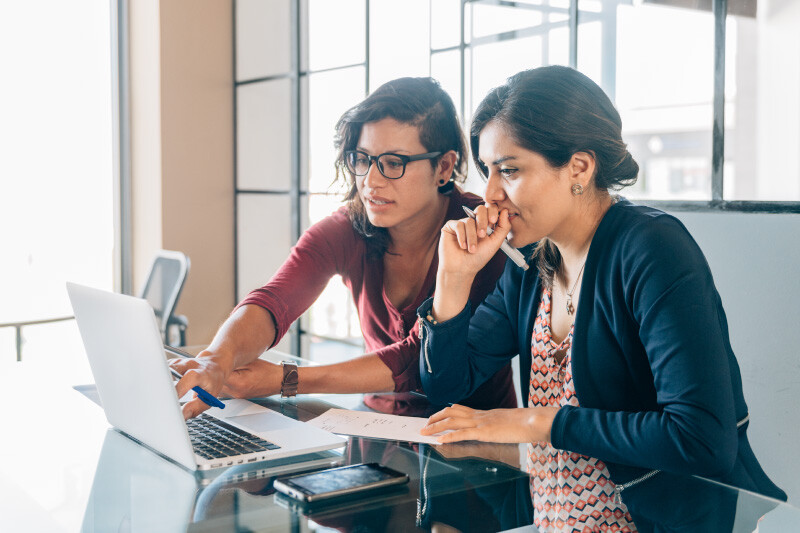 lgi-workforce-pro-talent-management-2-females-laptop-module-3